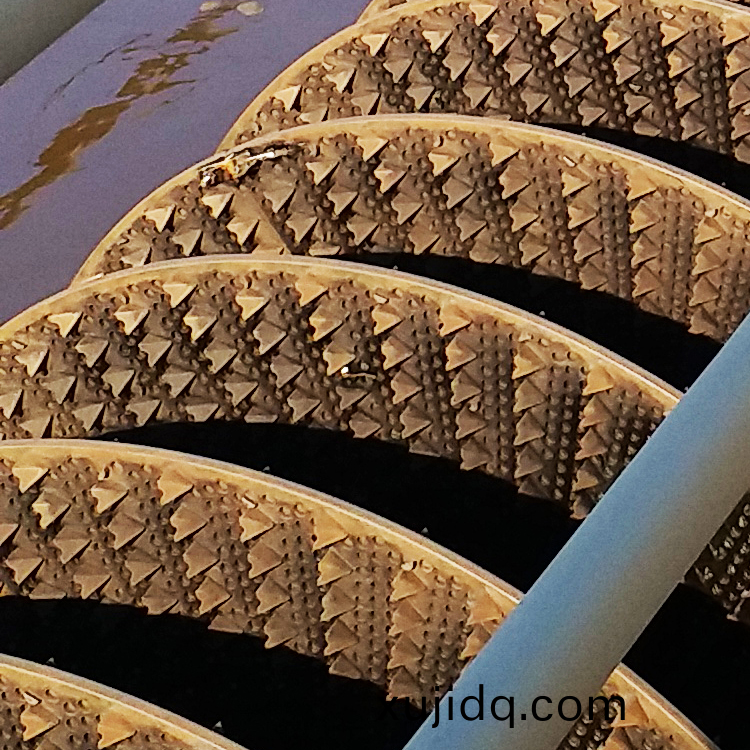 BZD型轉(zhuan)碟(die)曝氣機(ji)