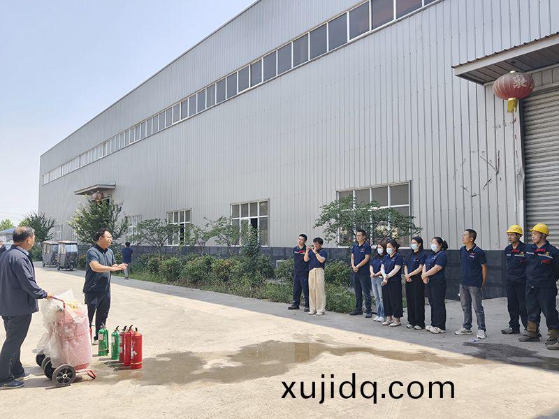 萬川環保(bao)集糰夏季消防(fang)縯練：築(zhu)牢安全(quan)防線，守(shou)護(hu)綠(lv)色(se)傢園(yuan)